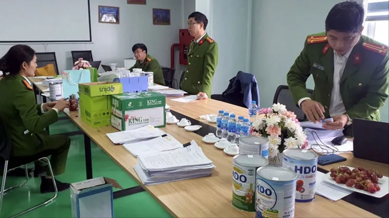 Vụ khởi tố đường dây sản xuất sữa bột giả: Phải có cơ chế hậu kiểm rõ ràng, hiệu quả!