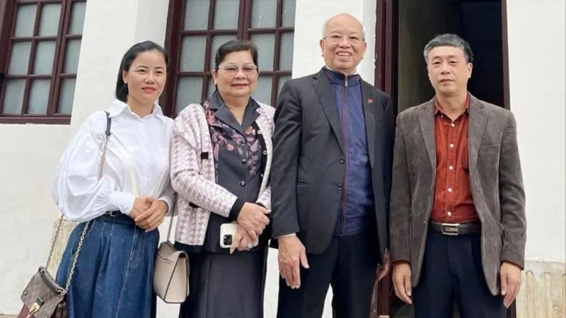 Viết về Bác chưa bao giờ là đủ