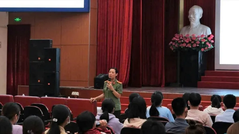 Ma trận lừa đảo bủa vây sinh viên