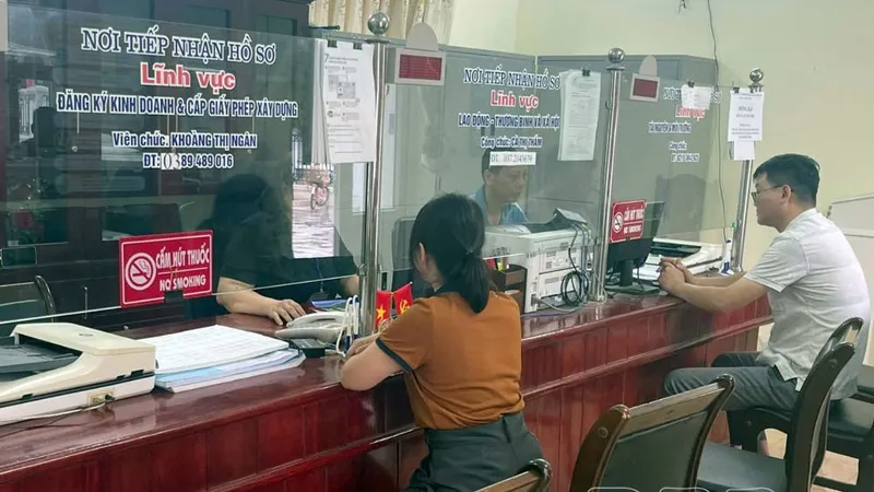 Không để công việc gián đoạn trước khi kết thúc hoạt động cấp huyện