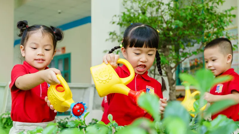 Mùa hè đặc biệt tại Royal School: Mỗi tuần một lễ hội hóa trang siêu hoành tráng