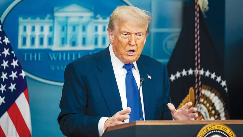 Tổng thống Donald Trump không gia hạn lệnh tạm hoãn thuế quan