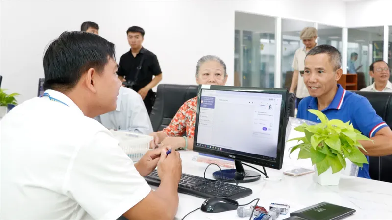 Tạo điều kiện để cán bộ yên tâm công tác