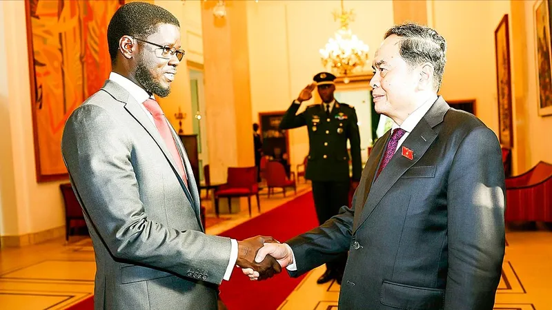 Chủ tịch Quốc hội Trần Thanh Mẫn kết thúc tốt đẹp chuyến thăm Senegal