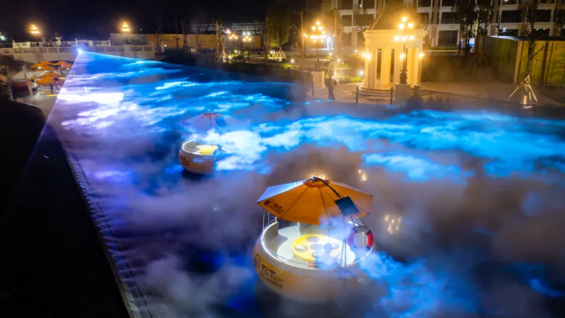 Lạc vào thế giới cổ tích trên Dòng sông Ánh sáng tại TP Thiên niên kỷ T&T City Millennia