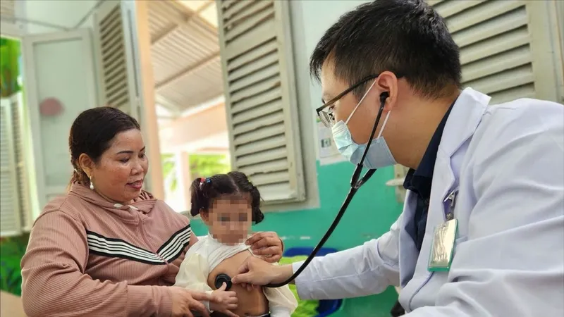 Thời tiết thất thường, cẩn trọng nguy cơ mắc bệnh
