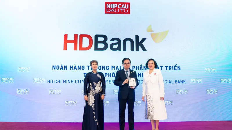 HDBank khẳng định vị thế với loạt giải thưởng ESG, ngoại hối và thanh toán quốc tế