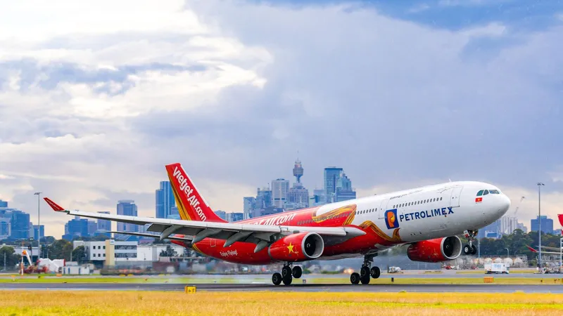 Vietjet dành tặng 3 ngày vàng từ 18 đến 20-8 với vô vàn khuyến mãi hấp dẫn