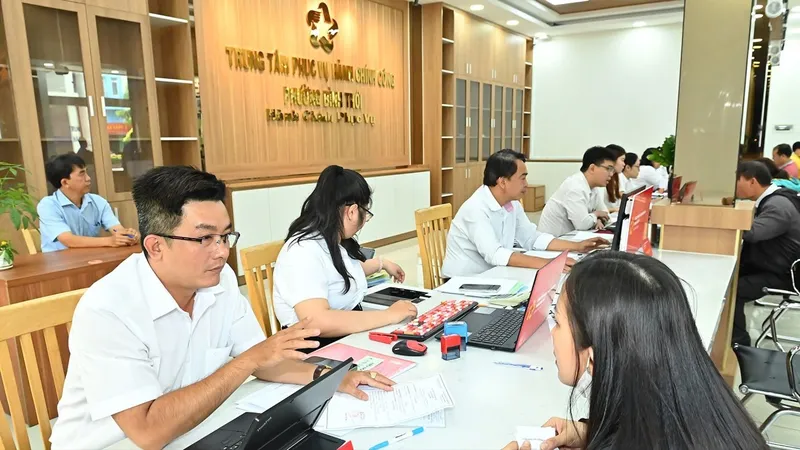 Tạo động lực giữ chân cán bộ giỏi
