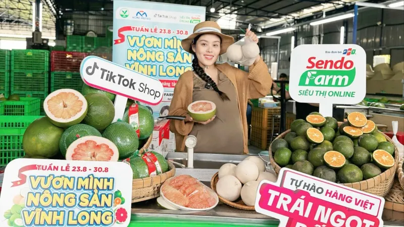 Nông dân miền Tây “lên sóng” bán nông sản