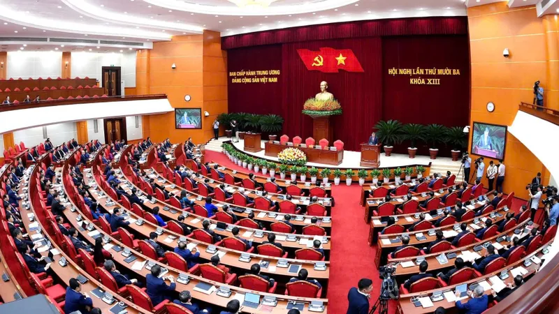 Thông báo Hội nghị lần thứ 13 Ban Chấp hành Trung ương Đảng khóa XIII