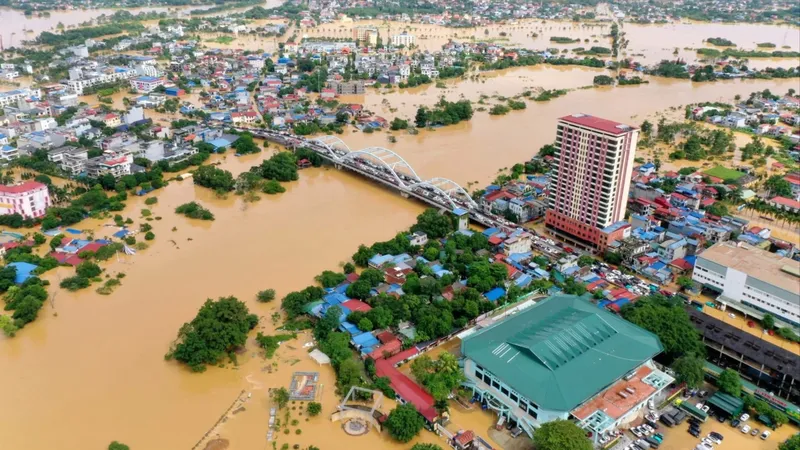 Miền Bắc ứng phó mưa lũ lịch sử - Khắc phục hậu quả, ổn định đời sống người dân