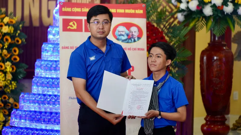 Đảng viên ngành giáo dục TPHCM: Niềm tin và trách nhiệm xây dựng Đảng bộ trong sạch, vững mạnh