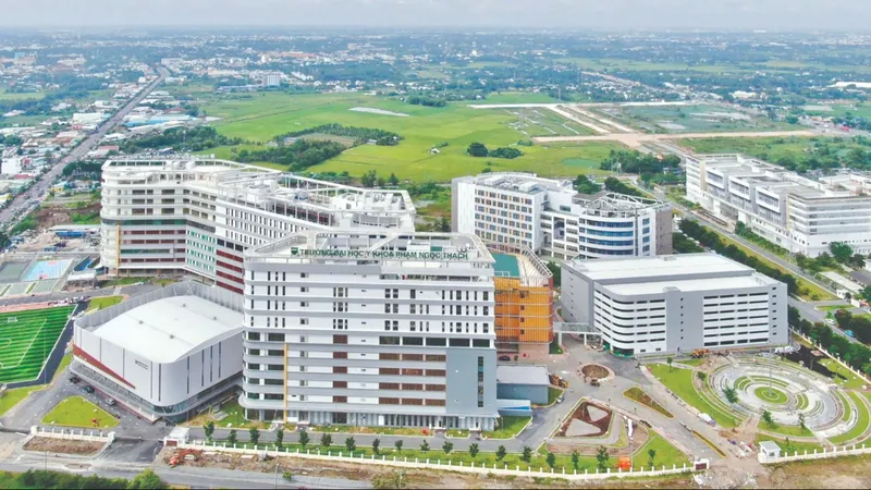 Tăng tự chủ để phát triển đồng bộ