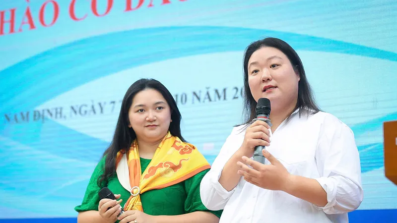 Tiếng nói Xanh mùa 3 bùng nổ với thể thức Nghị viện Anh, thách thức tư duy và bản lĩnh học sinh Việt