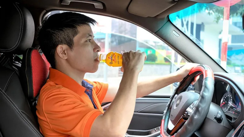 Làm ngày cày đêm: Uống gì để tiếp năng lượng, giúp tỉnh táo tức thì?