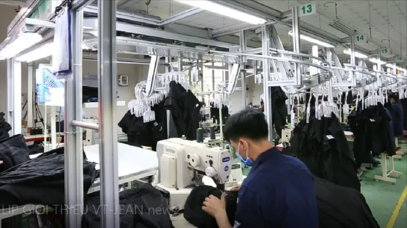 Công nghiệp hỗ trợ dệt may, da giày: Tránh phụ thuộc nhập khẩu
