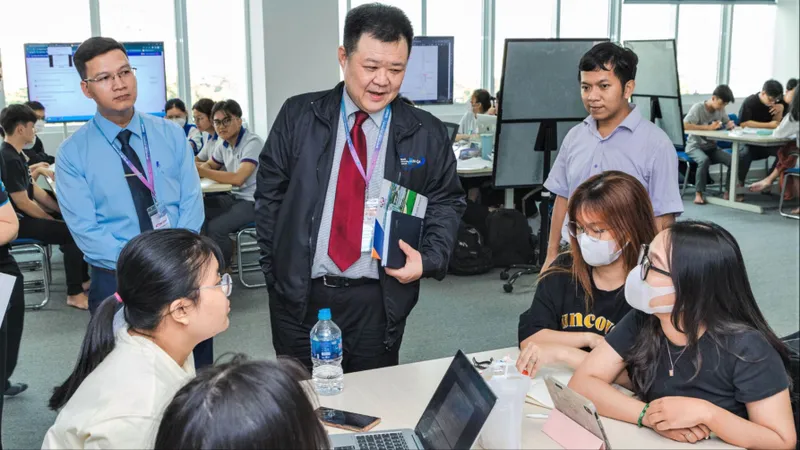 Xếp hạng đại học: Tránh “bẫy” thành tích