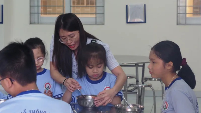 Tri ân thầy cô một cách thực chất