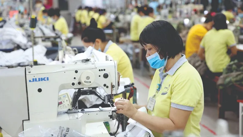 Kinh tế Việt Nam thích ứng tốt trước biến động