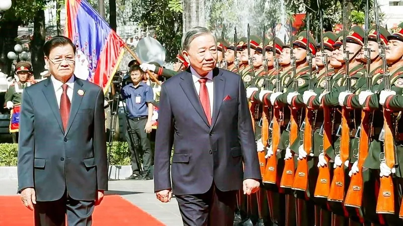 Việt Nam - Lào: Hữu nghị vĩ đại, đoàn kết đặc biệt, hợp tác toàn diện, gắn kết chiến lược