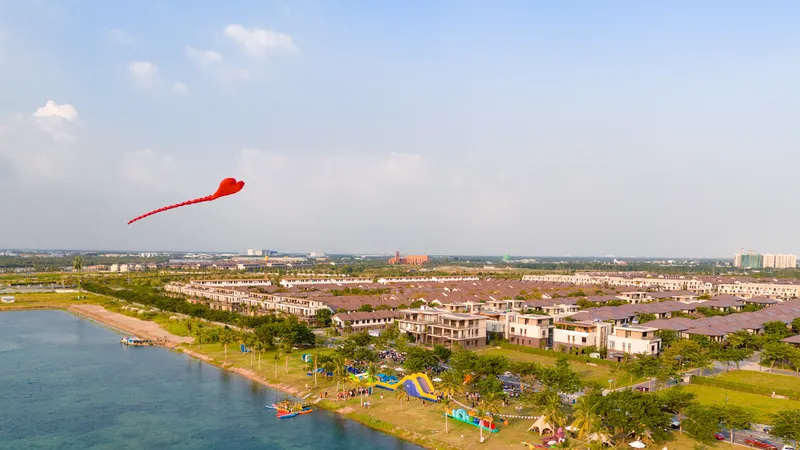 Dòng kiều hối đổ về Việt Nam và bài toán an cư của kiều bào