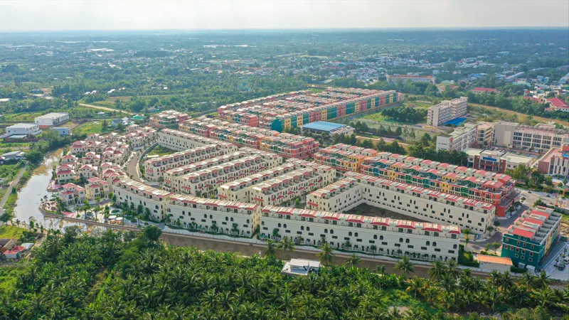 Bầu Hiển và “lối đi riêng” giữa giai đoạn sàng lọc của thị trường bất động sản