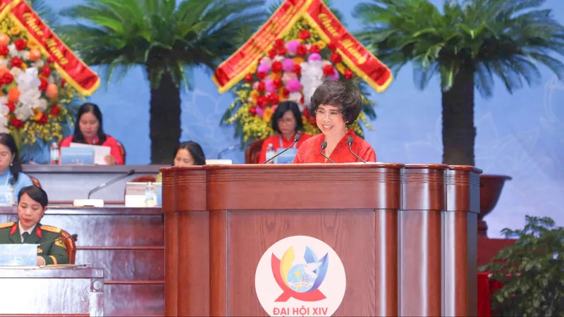 Anh hùng Lao động Thái Hương: Chăm lo cho sức khỏe học đường là sự chuẩn bị trách nhiệm nhất của phụ nữ