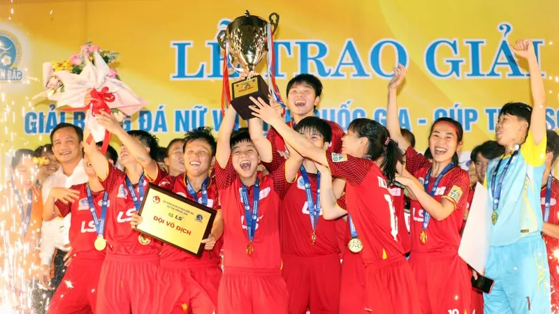 Đội nữ TPHCM đang là ĐKVĐ Quốc gia