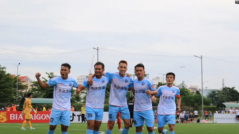 Niềm vui chiến thắng của Cửa Tùng Vĩnh Quang. ẢNH: ĐÌNH VIÊN 
