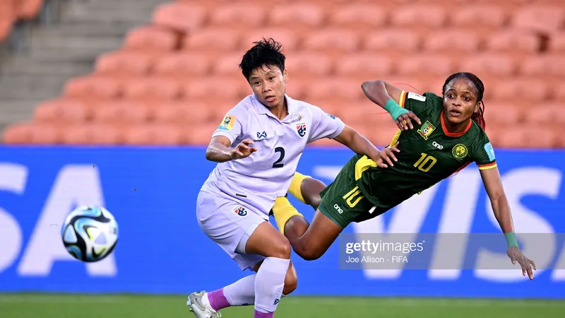 Thái Lan đã không thể giành vé tham dự World Cup nữ 2023. ẢNH: GETTY 
