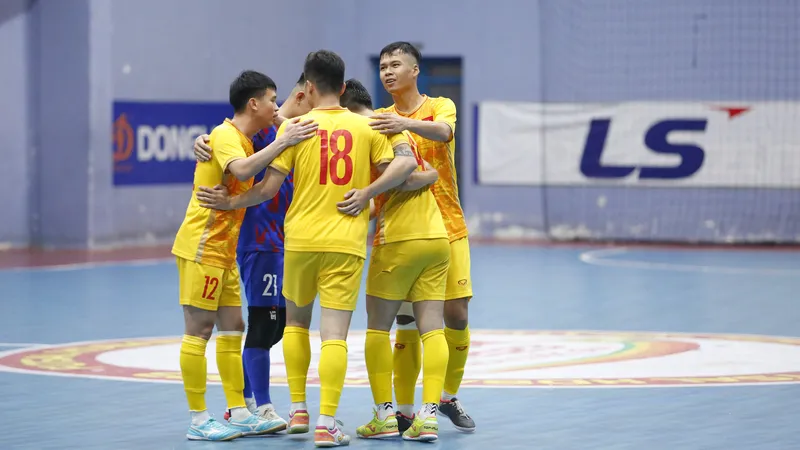 Futsal Việt Nam đánh bại Quần đảo Solomon ở giao hữu lượt đi. ẢNH: ANH TRẦN 
