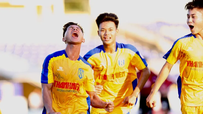 U21 SLNA thắp sáng cơ hội vượt qua vòng bảng Giải U21 quốc gia 2023. ẢNH: KHẢ HÒA