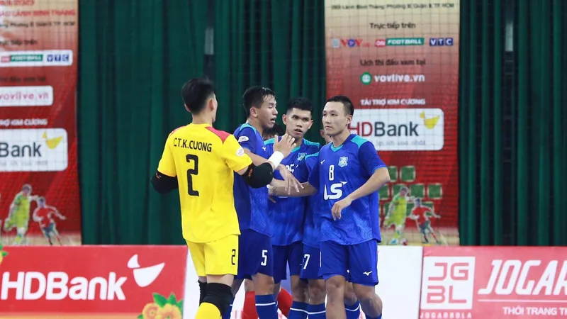 Thái Sơn Nam TPHCM đoạt vé vào bán kết Futsal Cúp quốc gia 2023 với thành tích toàn thắng vòng bảng. 