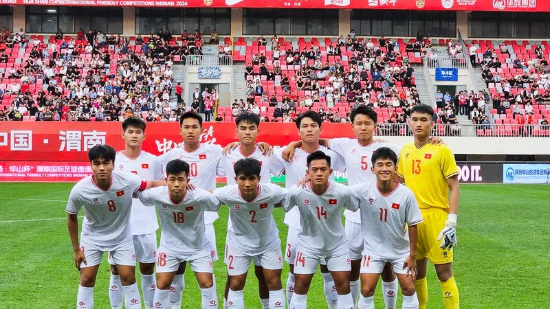 U19 Việt Nam nhận thất bại đáng tiếc trước U19 Hàn Quốc. 
