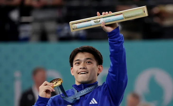 Carlos Yulo giành tổng cộng hai HCV tại Olympic Paris 2024. ẢNH REUTERS 