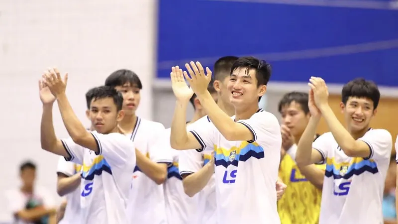 Niềm vui của các cầu thủ Thái Sơn Nam TPHCM khi vào chung kết Giải futsal quốc tế 2024 tổ chức tại Đại học Đồng Tháp. 