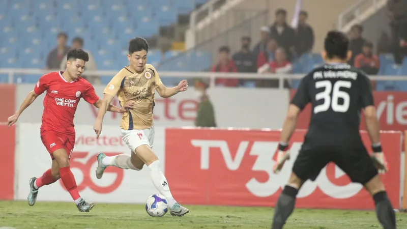 Viettel FC hừng hực khí thế khi gặp lại CAHN. 