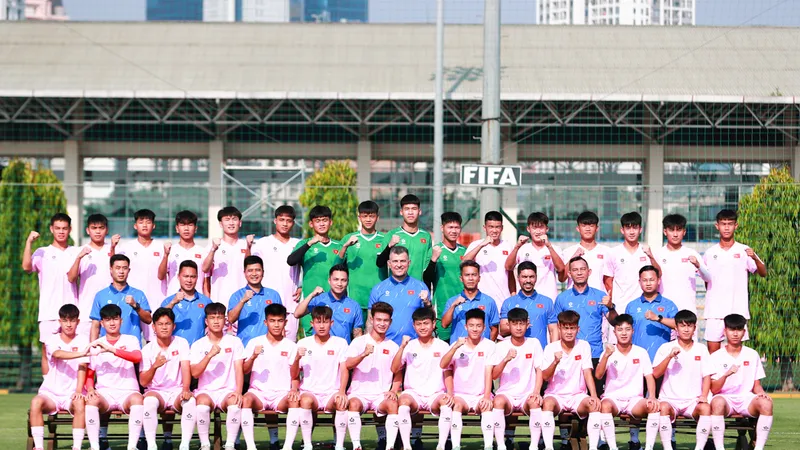 U16 Việt Nam lên đường sang Trung Quốc tham dự Giải giao hữu U16 quốc tế CFA Team China 2025