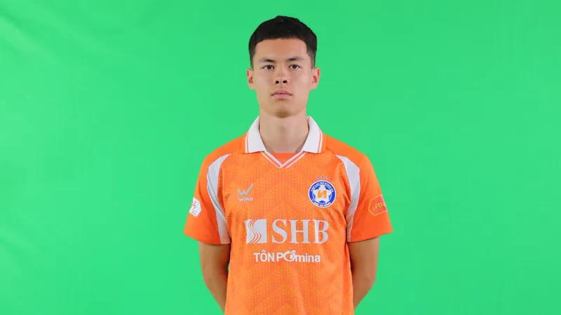Tiền vệ Việt kiều Nga Nguyễn Vadim là tân binh của U23 Việt Nam. ẢNH: FBNV 