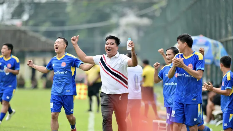 Niềm vui chiến thắng tại Becamex Group Cup 2025. ẢNH: VĂN LÂM