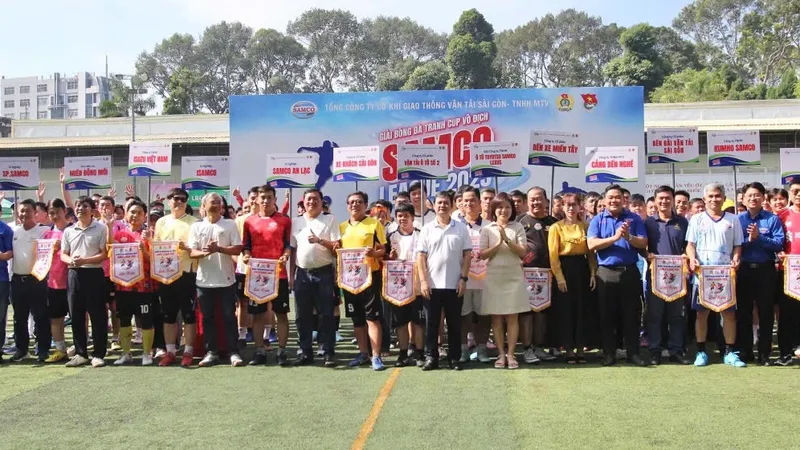 Lễ khai mạc SAMCO League 2025 diễn ra trong bầu không khí trang trọng. ẢNH: TÂM HÀ