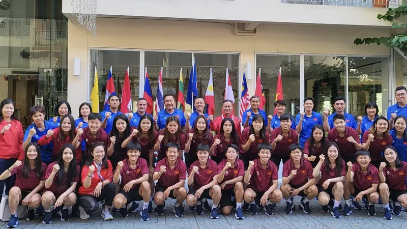 Đội tuyển nữ Việt Nam quyết tâm vượt khó để giành vé vào vòng bán kết SEA Games 33. ẢNH: ANH THƯ