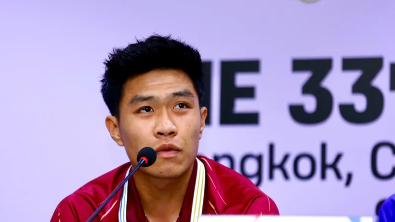 Trung vệ Phạm Lý Đức háo hức trước trận chung kết SEA Games đầu tiên trong sự nghiệp. ẢNH: DŨNG PHƯƠNG