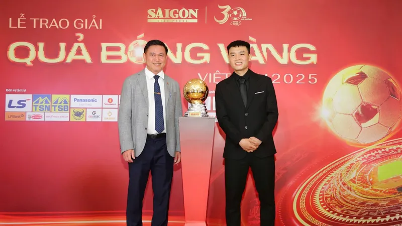 Ala Châu Đoàn Phát bình phục chấn thương để chuẩn bị cho Giải futsal châu Á 2026. ẢNH: DŨNG PHƯƠNG 