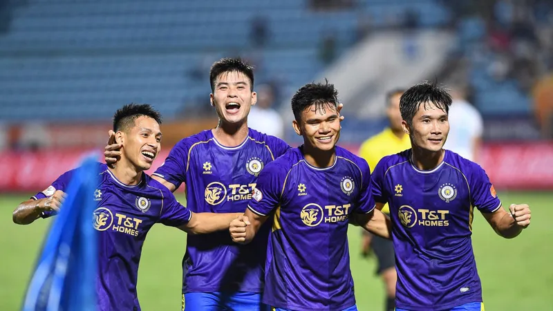 Hà Nội FC dưới thời HLV Harry Kewell đã vào guồng. ẢNH: ANH TRẦN 