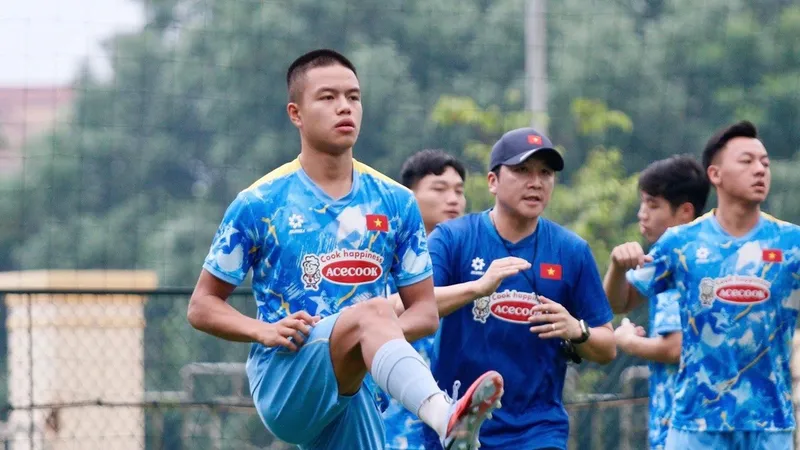 Tiền vệ Việt kiều Trần Thành Trung đã được gọi lên U23 Việt Nam từ tháng 8-2025. ẢNH: NHẬT ĐOÀN 