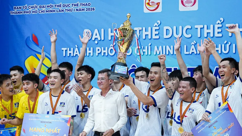 Hàng nghìn CĐV phủ kín, Chánh Hưng Thái Sơn Nam đoạt HCV futsal Đại hội TDTT TPHCM