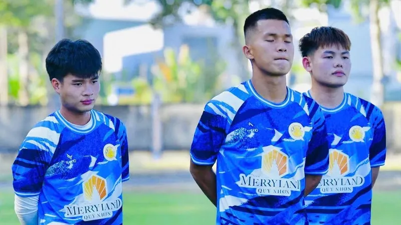 Quy Nhơn United xa dần tấm vé thăng hạng V-League khi để thua CLB TPHCM