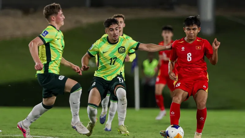 U17 Việt Nam đón nhận thất bại trước Australia. ẢNH: AFC 